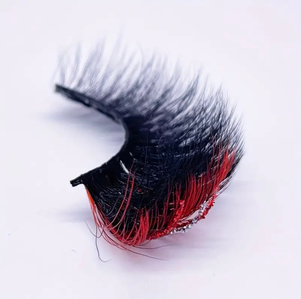 RED Lashes
